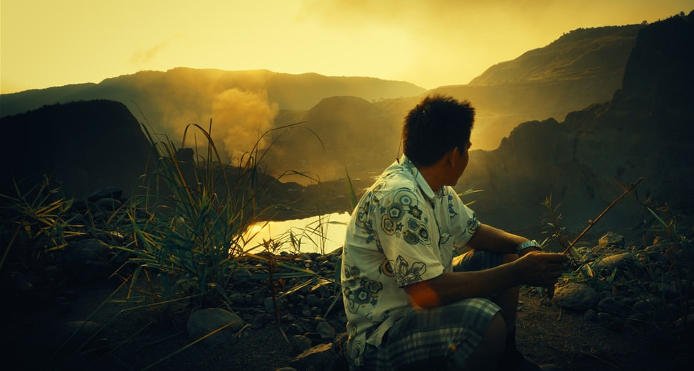 翡翠之城：紀錄片可以同時紀錄時代與紀錄家人和解的瞬間嗎？┃影評