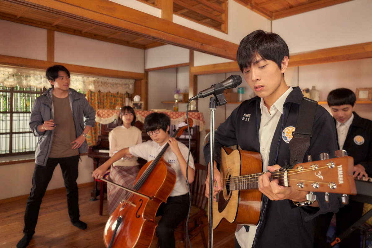 《你的情歌》的不敗公式，8部玩樂團、也談戀愛的音樂電影！┃電影專題