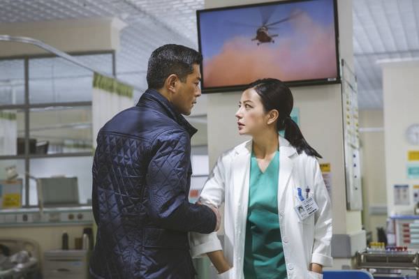 【影評】《三人行》趙薇贏在演技輸在配音