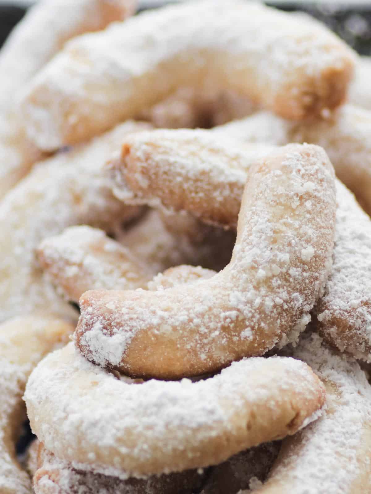 Almond Crescent Cookies (German Vanillekipferl) The Cheerful Cook