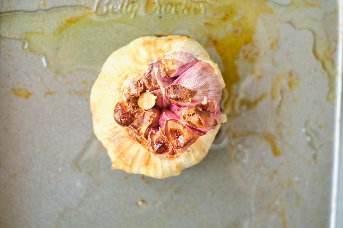 15Minute Baked Brie with Garlic and Thyme Easy & Delicious