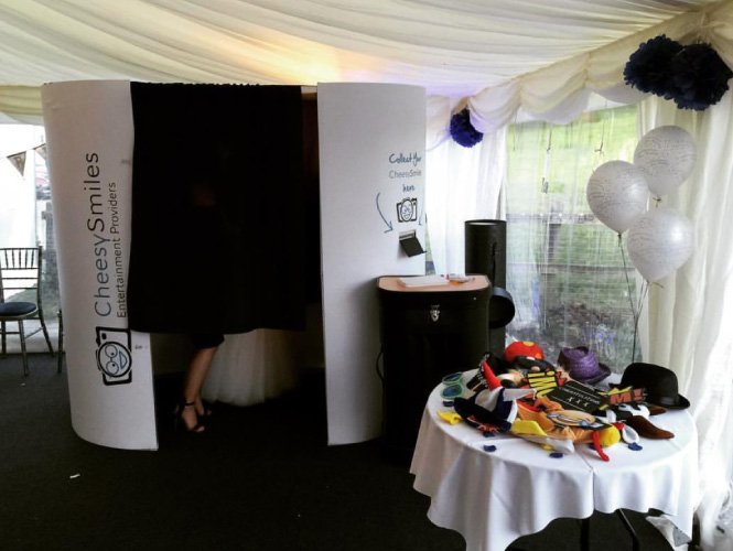 Oval Booth Cheesy Smiles Photo Booth Hire
