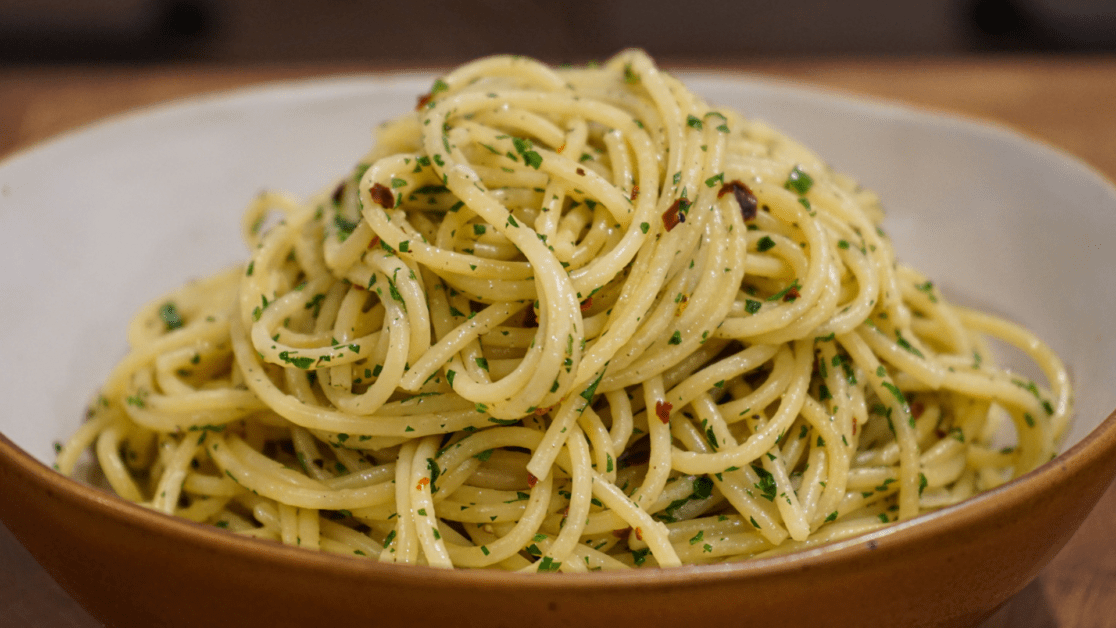 Spaghetti Aglio E Olio Chef Jack Ovens