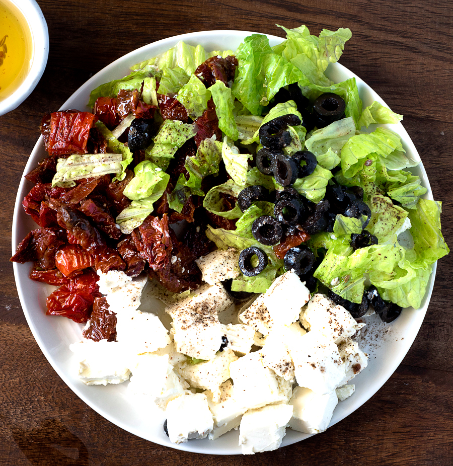 SUN DRIED TOMATOES SALAD WITH FETA CHEESE Chefjar