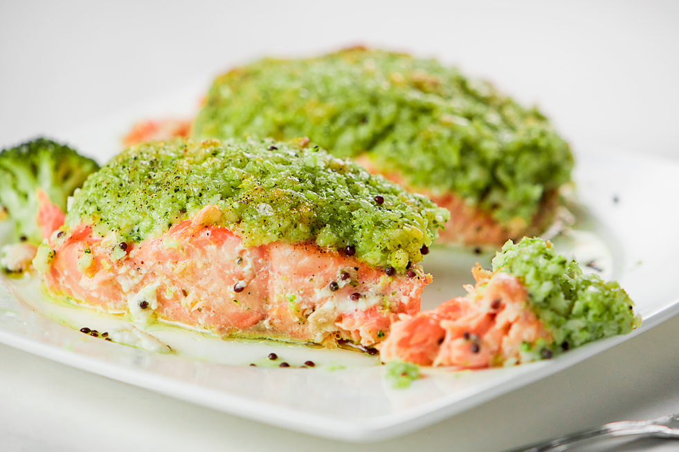 PESTO BAKED SALMON ( WITH BROCCOLI PESTO) Chefjar