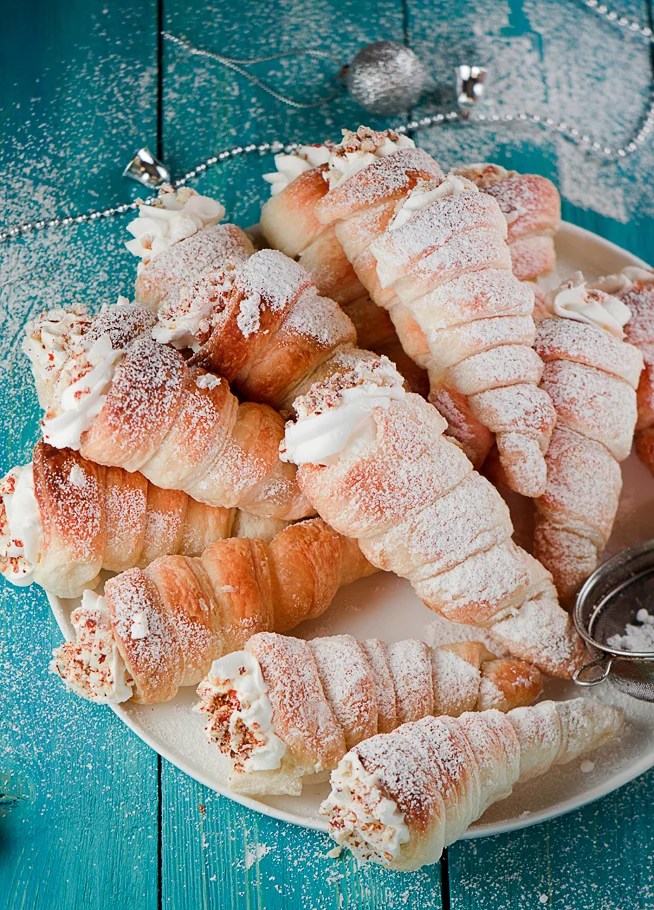 CREAM HORNS( RUSSIAN TRUBOCHKI) Chefjar