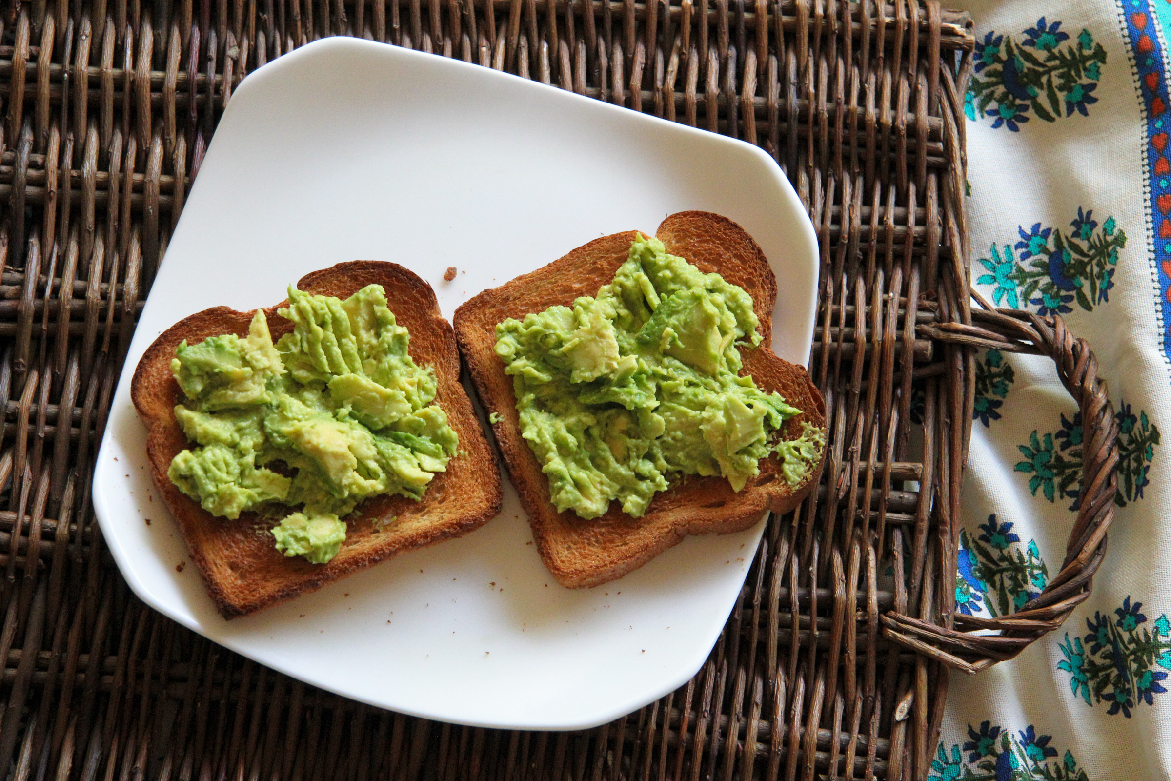 Easy Breakfast Idea, Avocado Toasts Chef Julie Yoon
