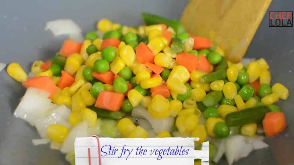 Nigerian fried Rice Recipe Easy way to make the Nigerian fried Rice