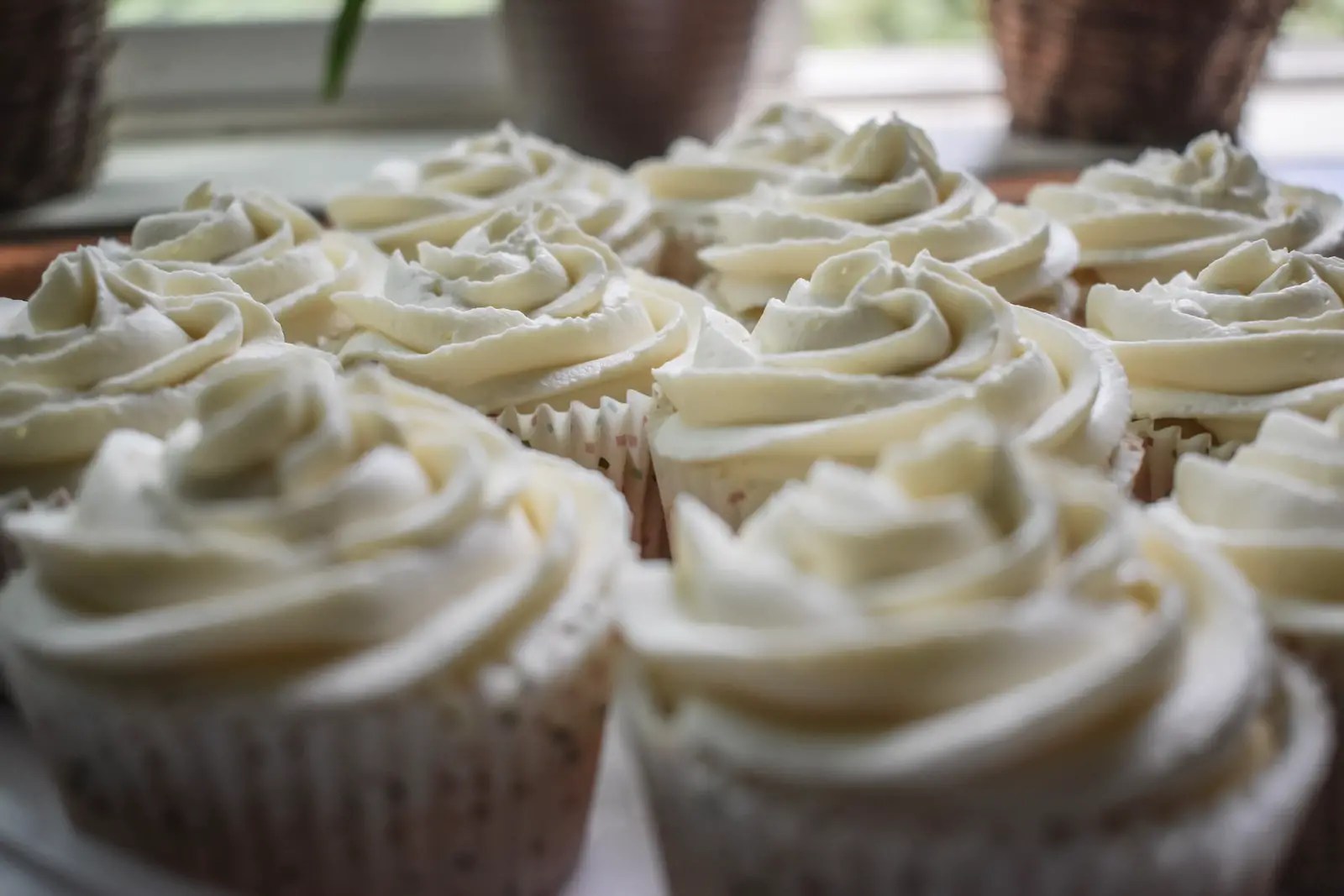 Does Homemade Buttercream Frosting Need To Be Refrigerated? Here's What