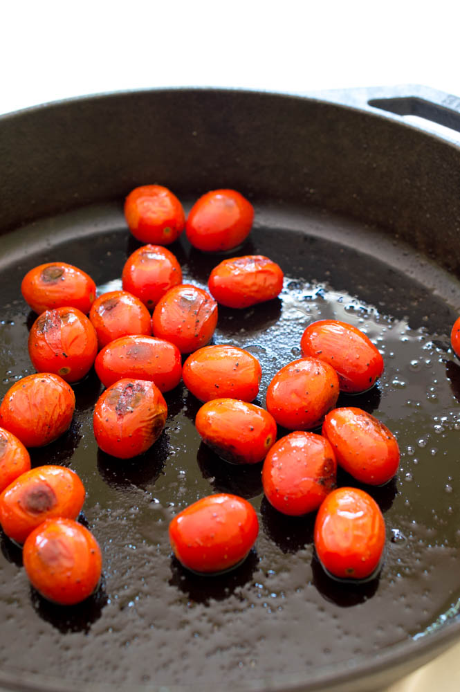 Zucchini Noodles with Blistered Tomatoes and Pesto