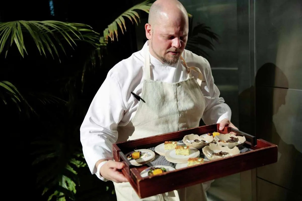 Wineries are luring top chefs with better work conditions — competing