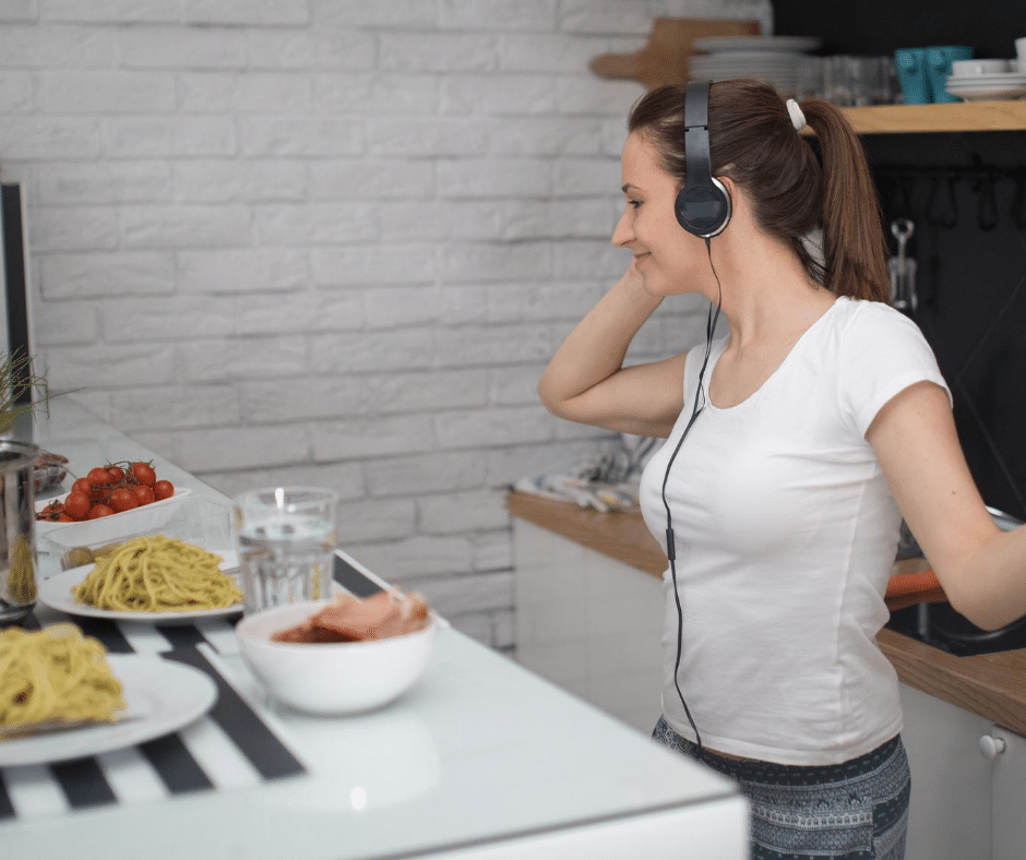 Top 10 Songs To Cook To