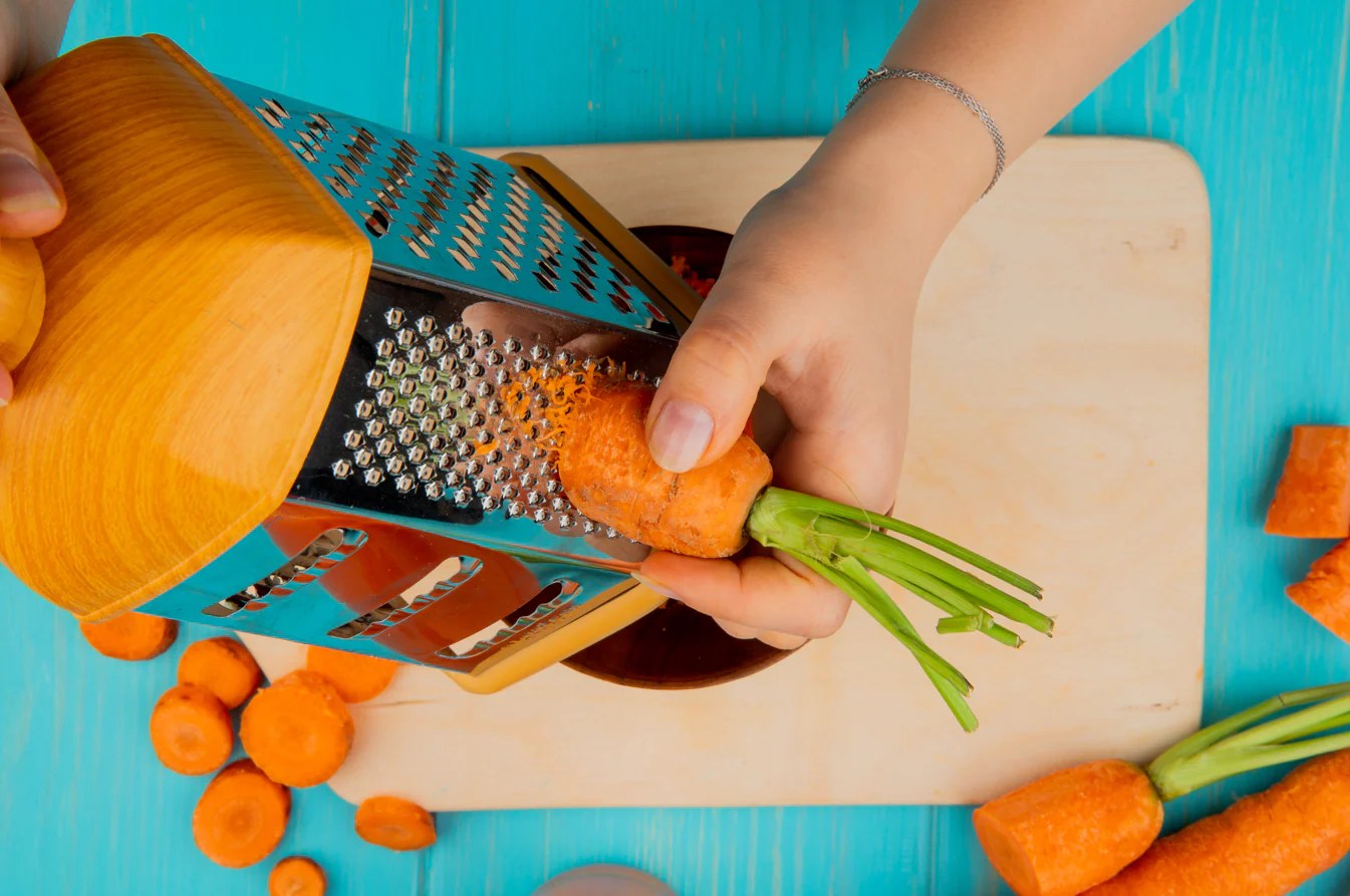How Can I Safely Use a Mandoline Slicer? – CHEF SUPPLY CO