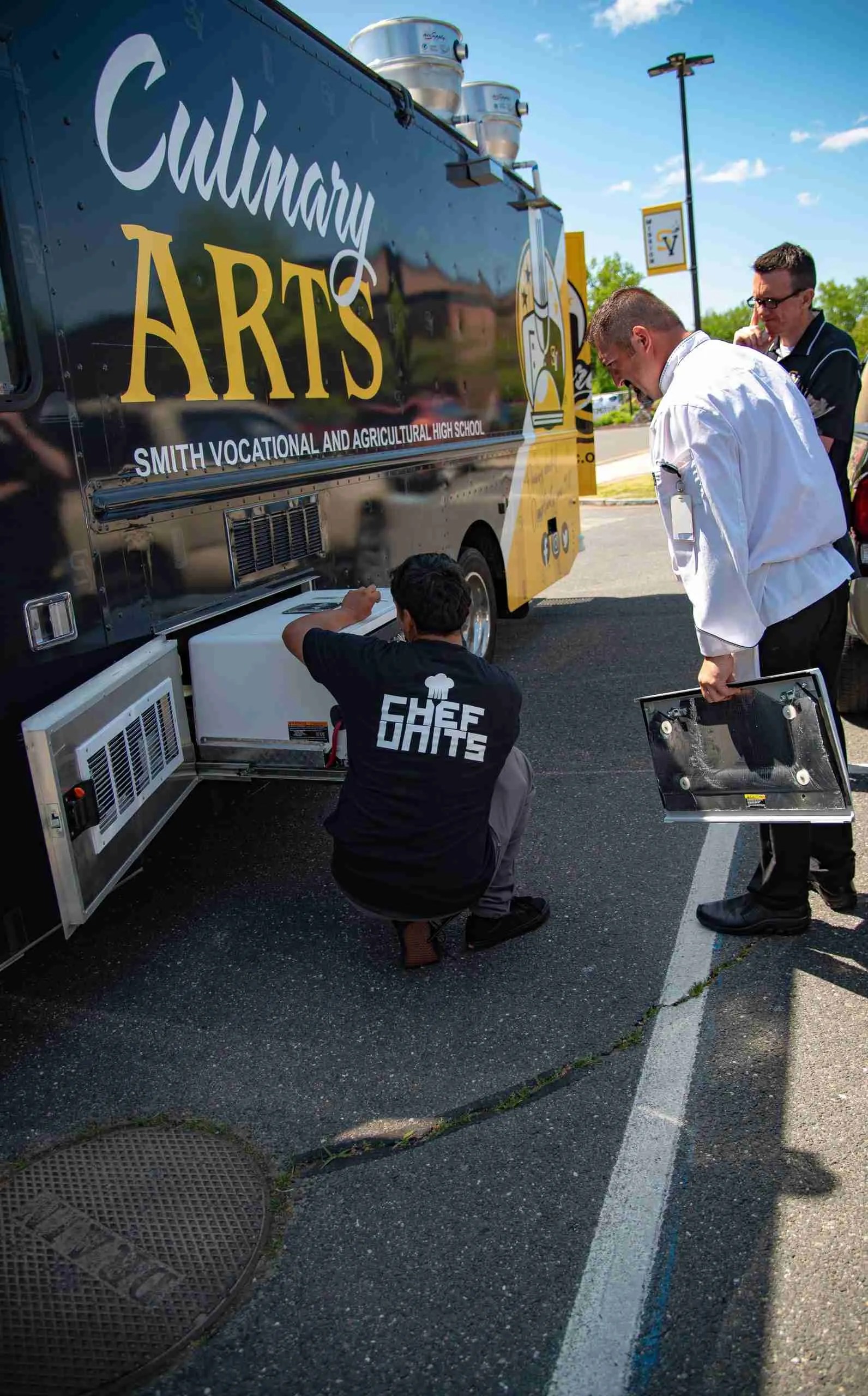 Navigating Food Truck Regulations Chef Units