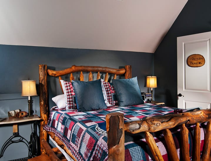 OREGON TRAIL ROOM Chehalem Ridge Bed and Breakfast