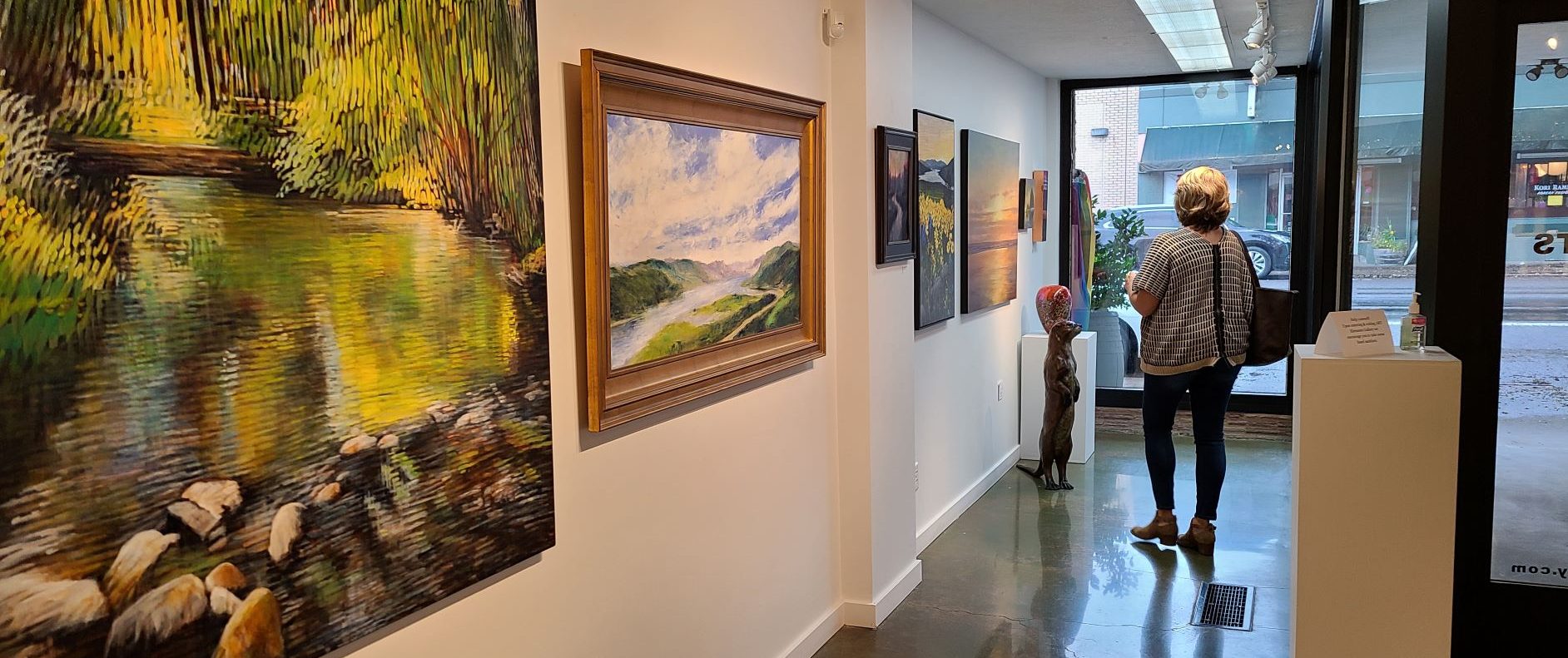 Downtown Newberg Shopping Scene Chehalem Ridge B&B