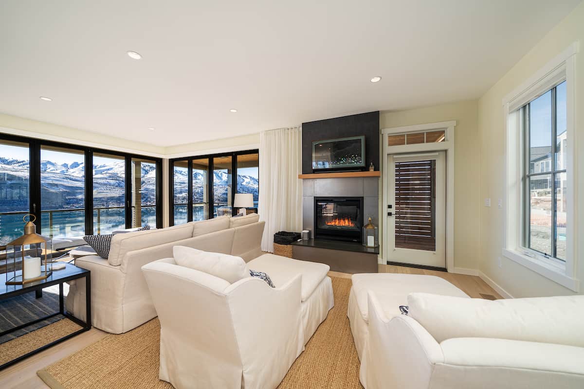 Chelan Real Estate 132 Goldfinch Ln Lake View Homes for Sale