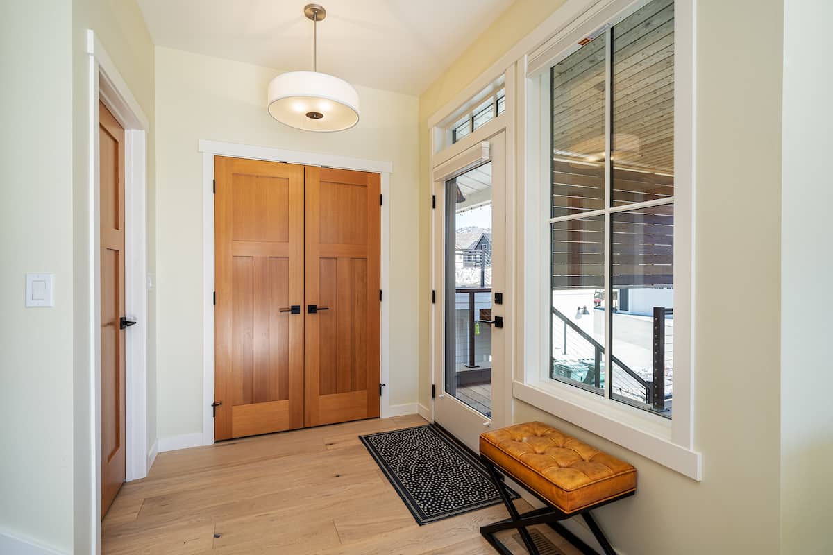 Chelan Real Estate 132 Goldfinch Ln Lake View Homes for Sale