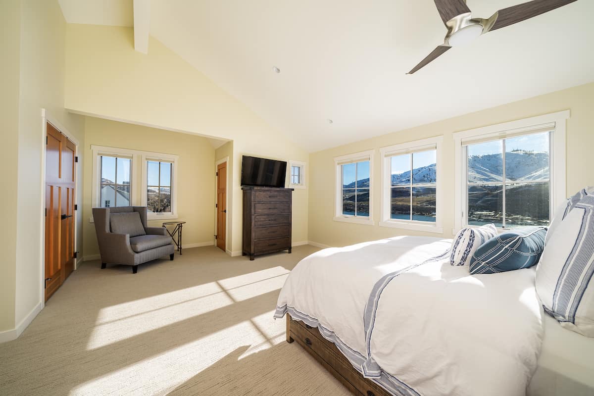 Chelan Real Estate 132 Goldfinch Ln Lake View Homes for Sale