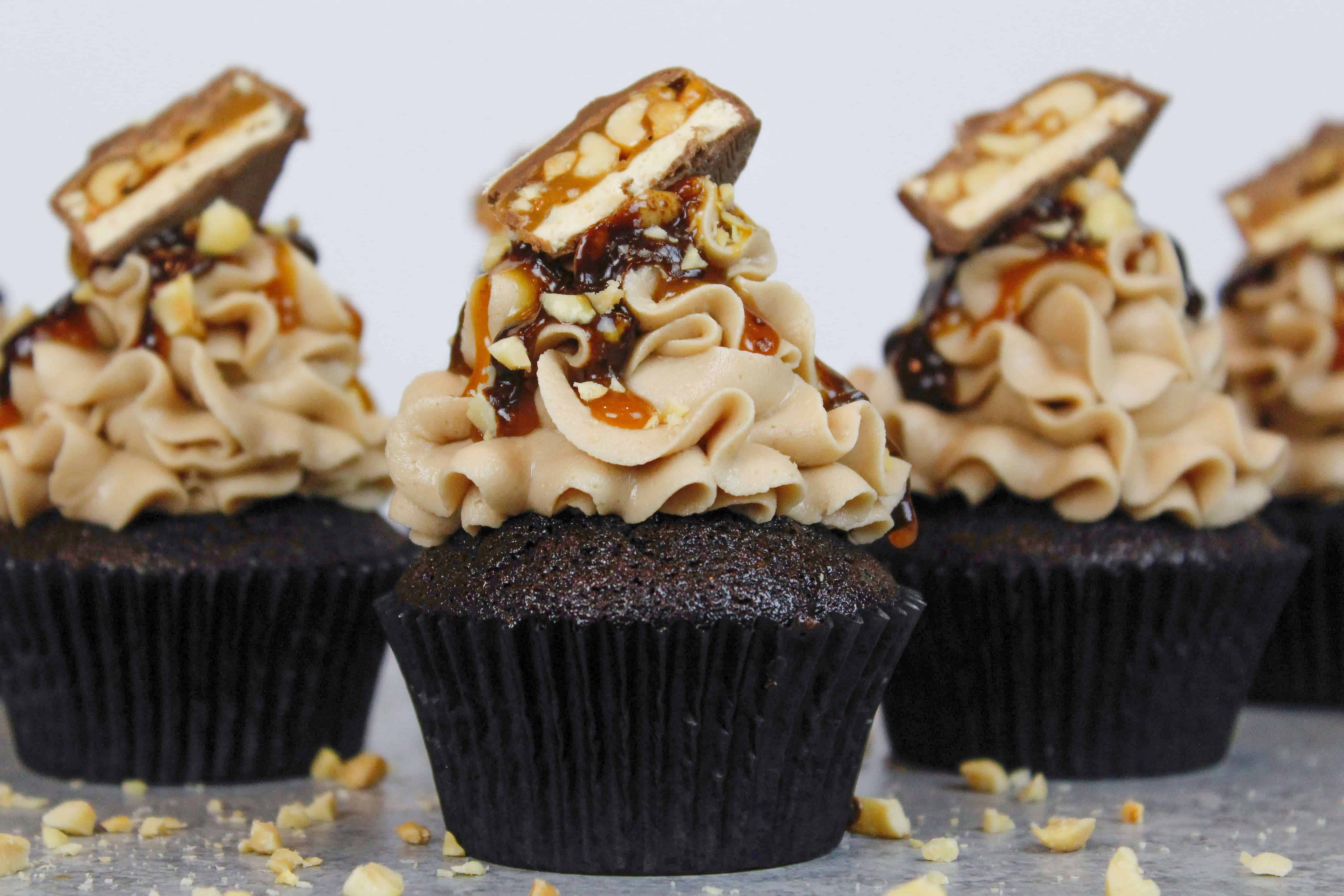 Snickers Cupcake Chocolate Cupcakes With Peanut Butter Frosting