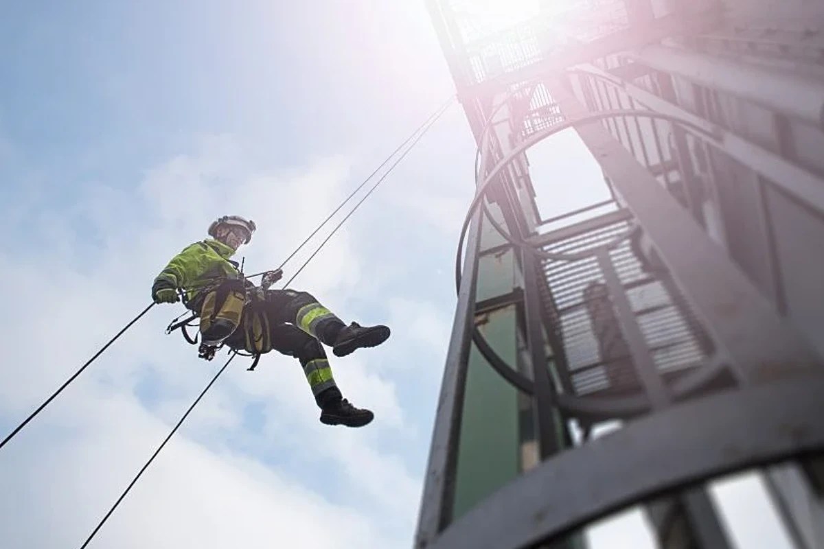 Rope Access System Cleaning ChemDry Qatar