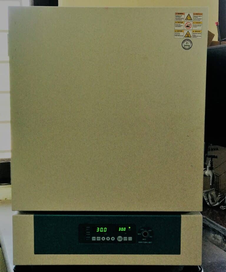 Lab Incubator Principle, Parts, Types, and Reliable Uses Chemistry Notes