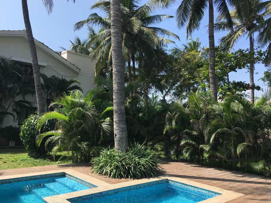 MoonLand Beach House ECR 41