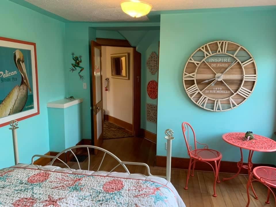 Cherry Lane B&B and Cafe Camrose Bed and Breakfast