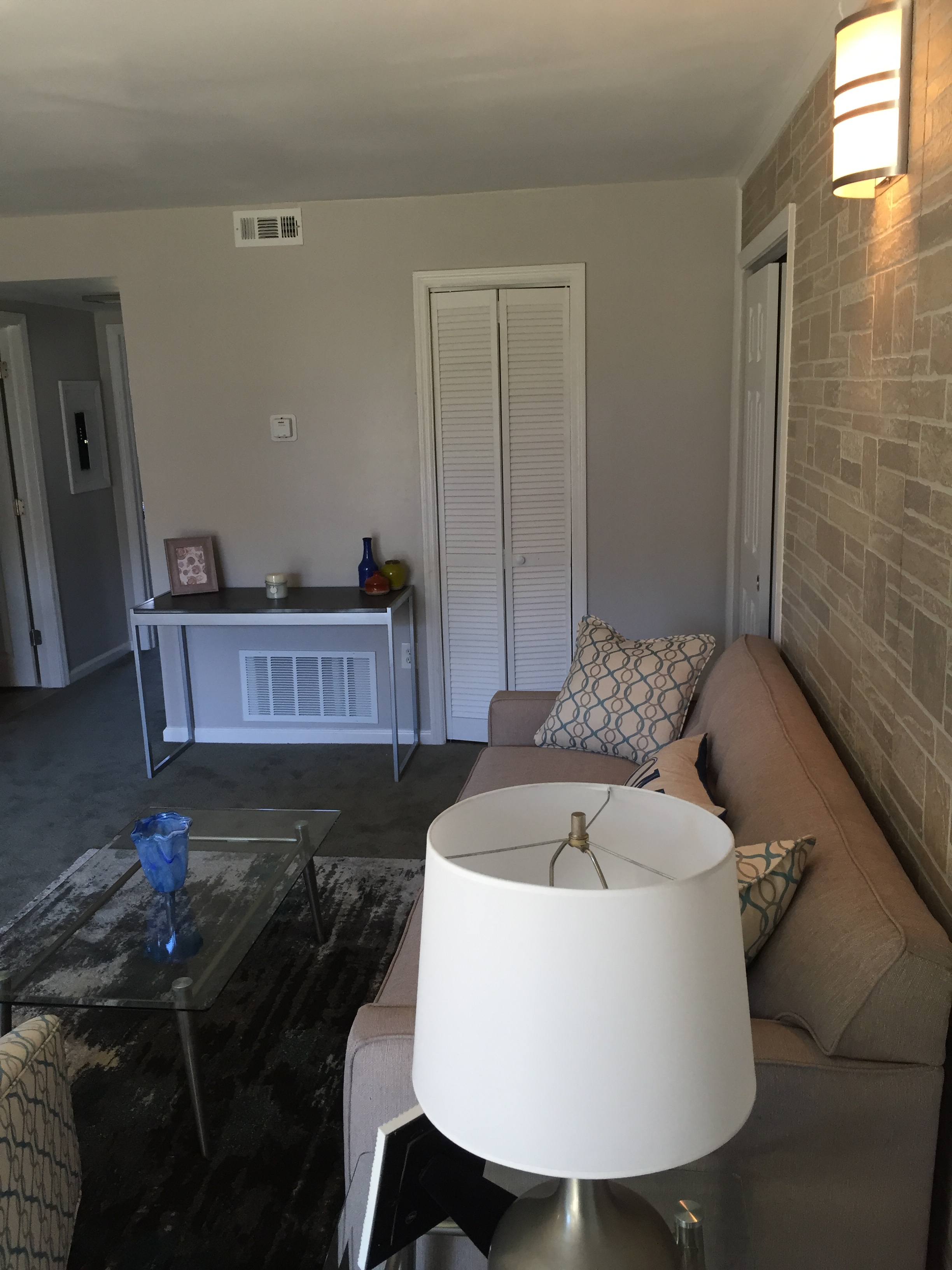 photos Chestnut Lane Apartments