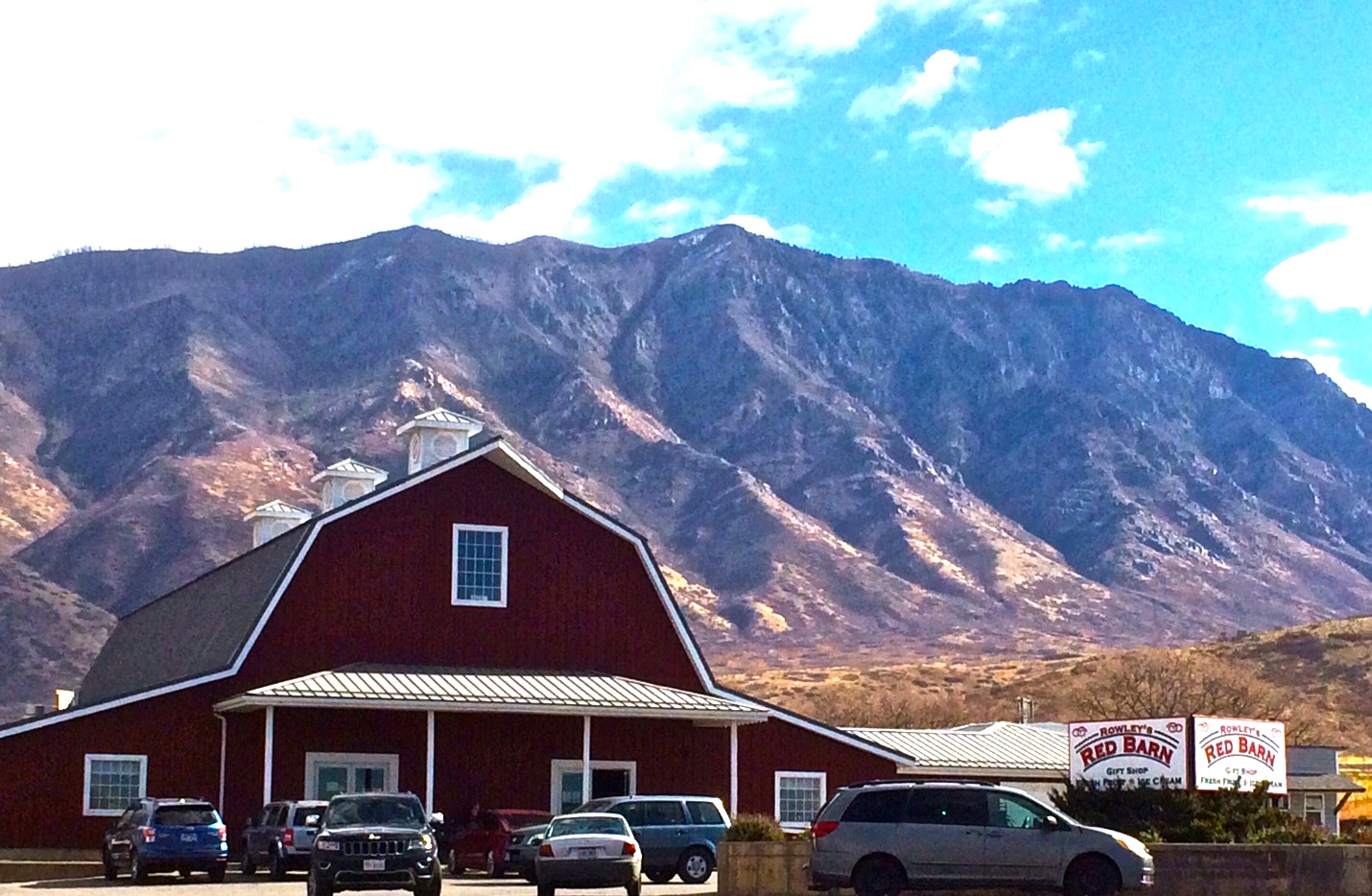 Checking Out Rowley S Red Barn In Santaquin Utah