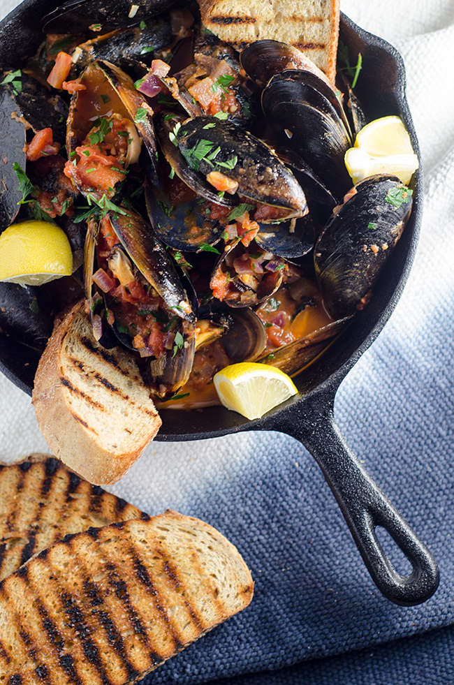 Cozze Pomodoro e Peperoncino (Chilli Tomato Mussels) Chew Town Food Blog