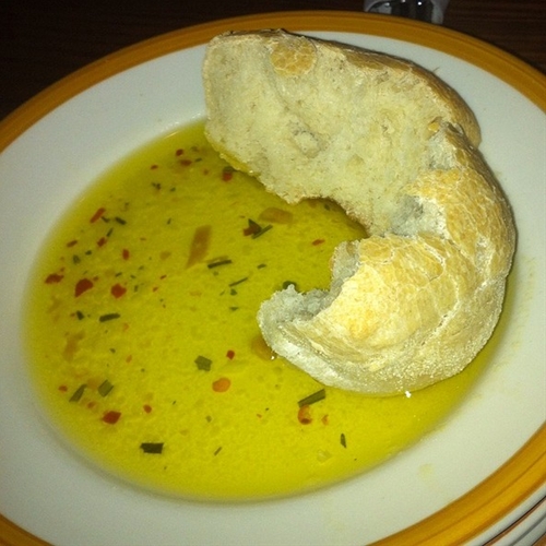 Bread Dip Bertucci's Restaurant Copycat recipe Chefthisup