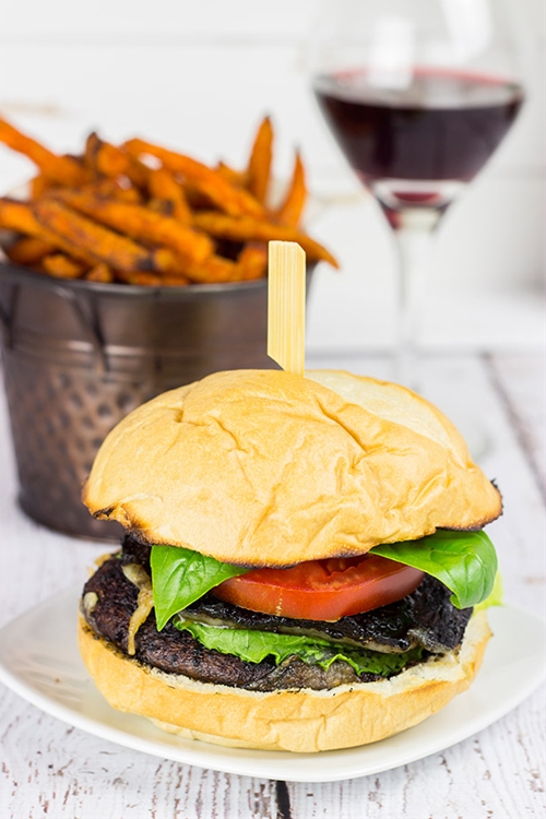 Red Wine Portobello Burgers recipe Chefthisup