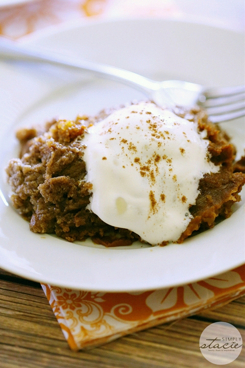 Slow Cooker Pumpkin Dump Cake recipe Chefthisup