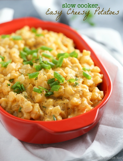 Slow Cooker Easy Cheesy Potatoes recipe Chefthisup