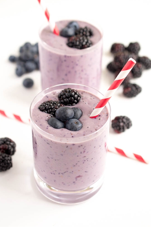 Healthy Berry Yogurt Smoothie recipe Chefthisup