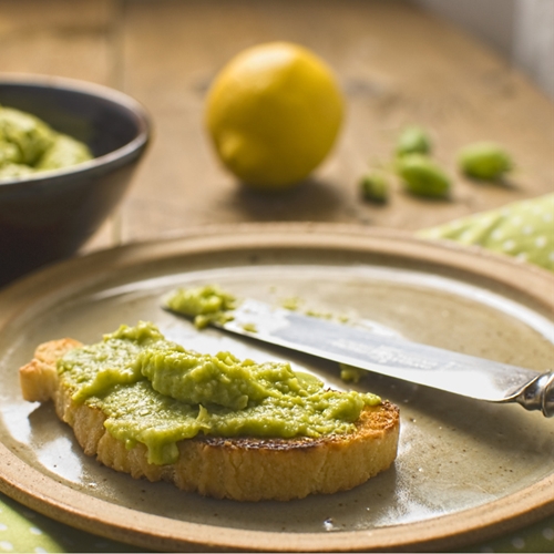 green chickpea hummus recipe Chefthisup