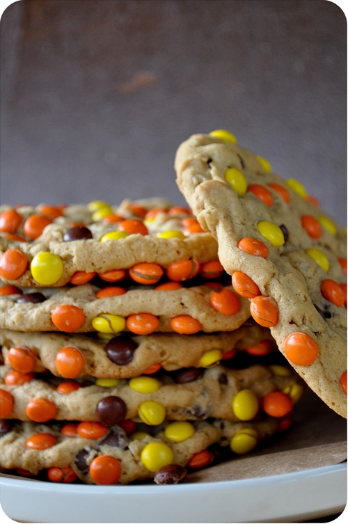 Peanut Butter Monster Cookies recipe Chefthisup