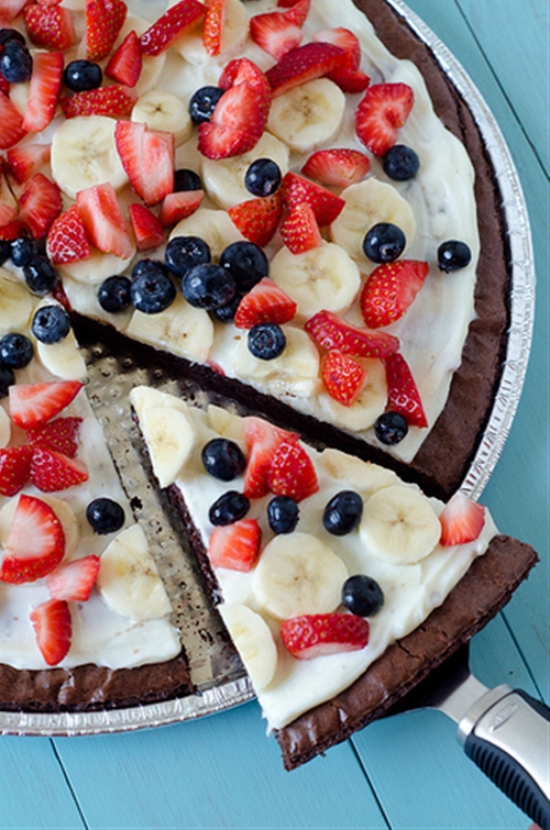 Fruity Brownie Dessert Pizza recipe Chefthisup
