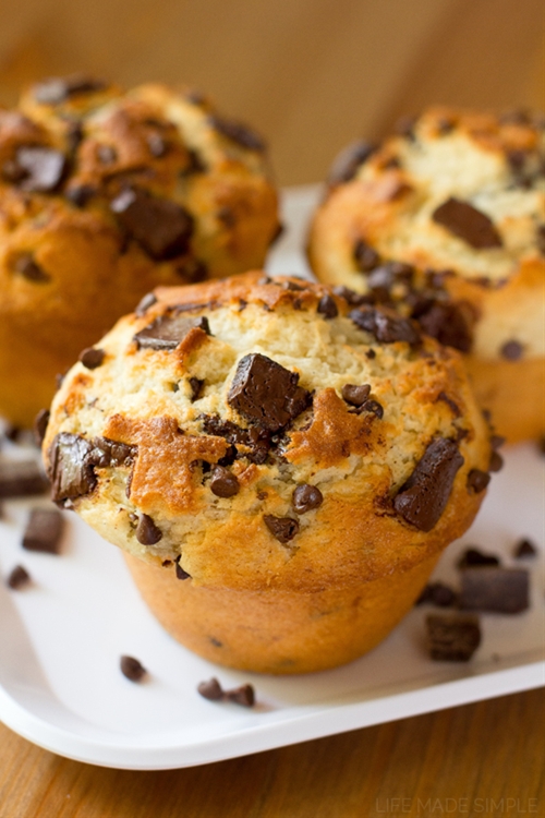 Jumbo Bakery Style Banana Chocolate Chunk Muffins recipe Chefthisup