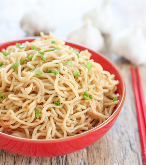 Vietnamese Garlic Butter Noodles recipe Chefthisup