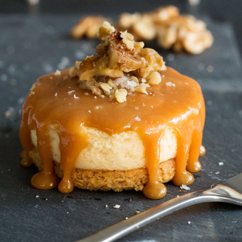 Ginger Biscuit Vanilla Cheesecake with Salted Caramel Toppin... recipe