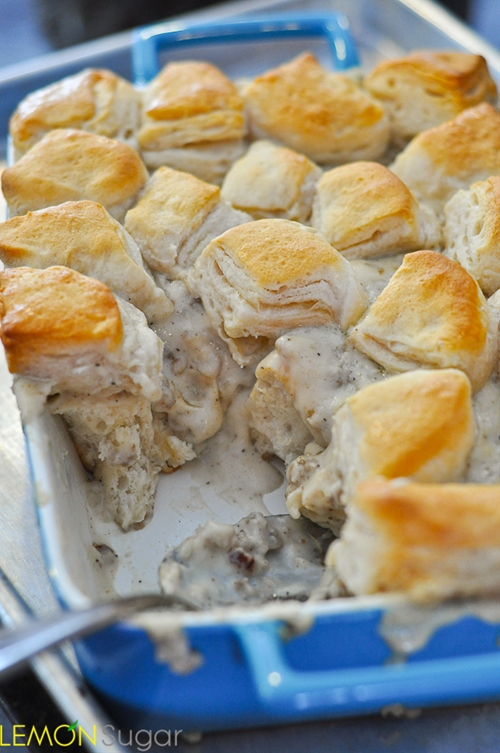 Biscuits and Gravy Casserole recipe Chefthisup