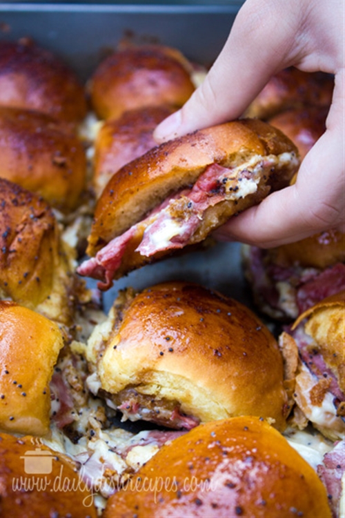 Saucy Roast Beef and Swiss Sliders recipe Chefthisup