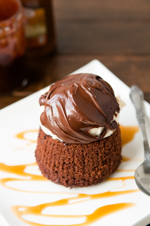 Copycat Chili's Molten Lava Cake recipe Chefthisup