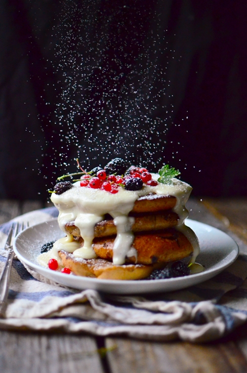 Blueberry Bagel French Toast with Cream Cheese Glaze recipe Chefthisup