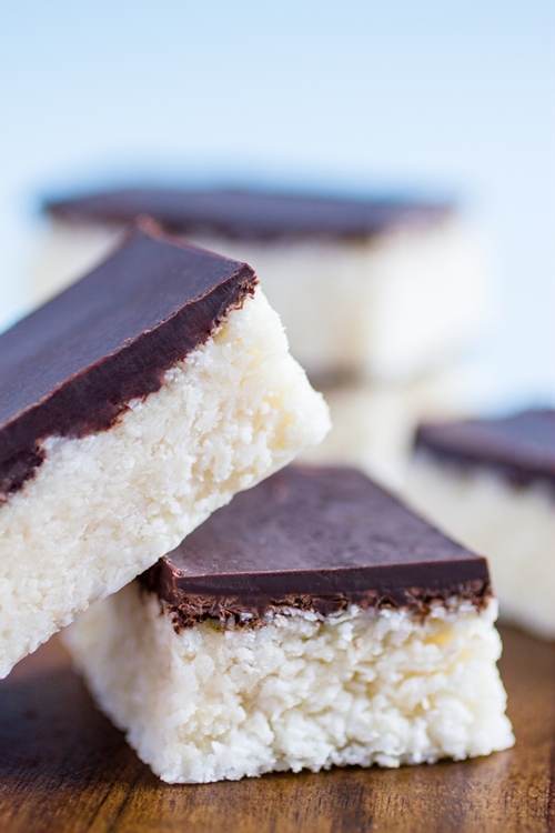 Healthy Coconut Bars recipe Chefthisup