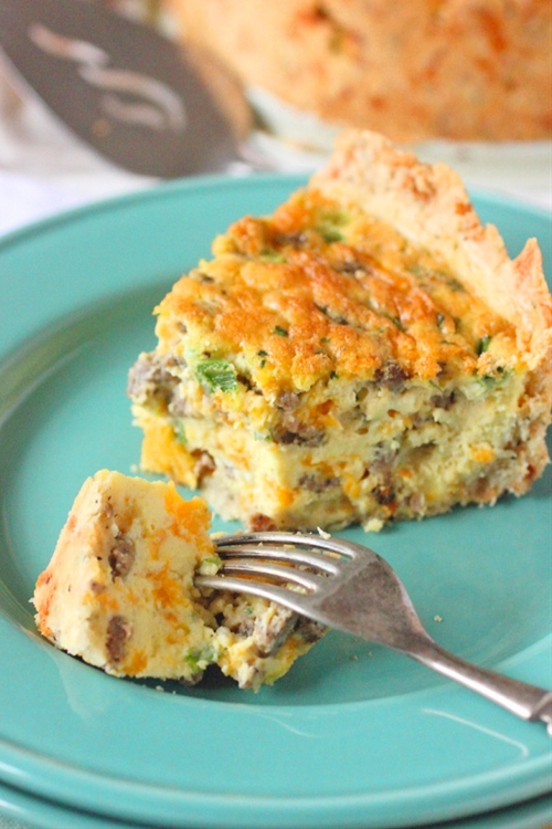 Easy Sausage and Cheddar Quiche recipe Chefthisup