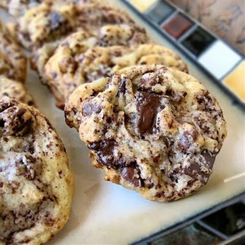 New York Times Chocolate Chip Cookies recipe Chefthisup