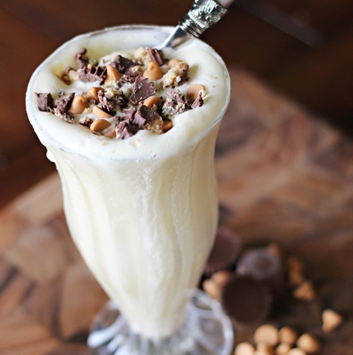 Frothy Protein Milk Shake recipe Chefthisup